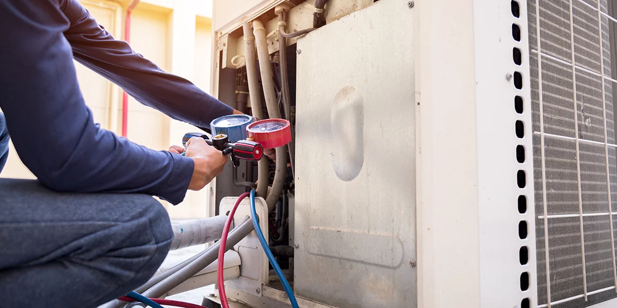 How to Predict a Leakage in the Air Conditioner Refrigerant