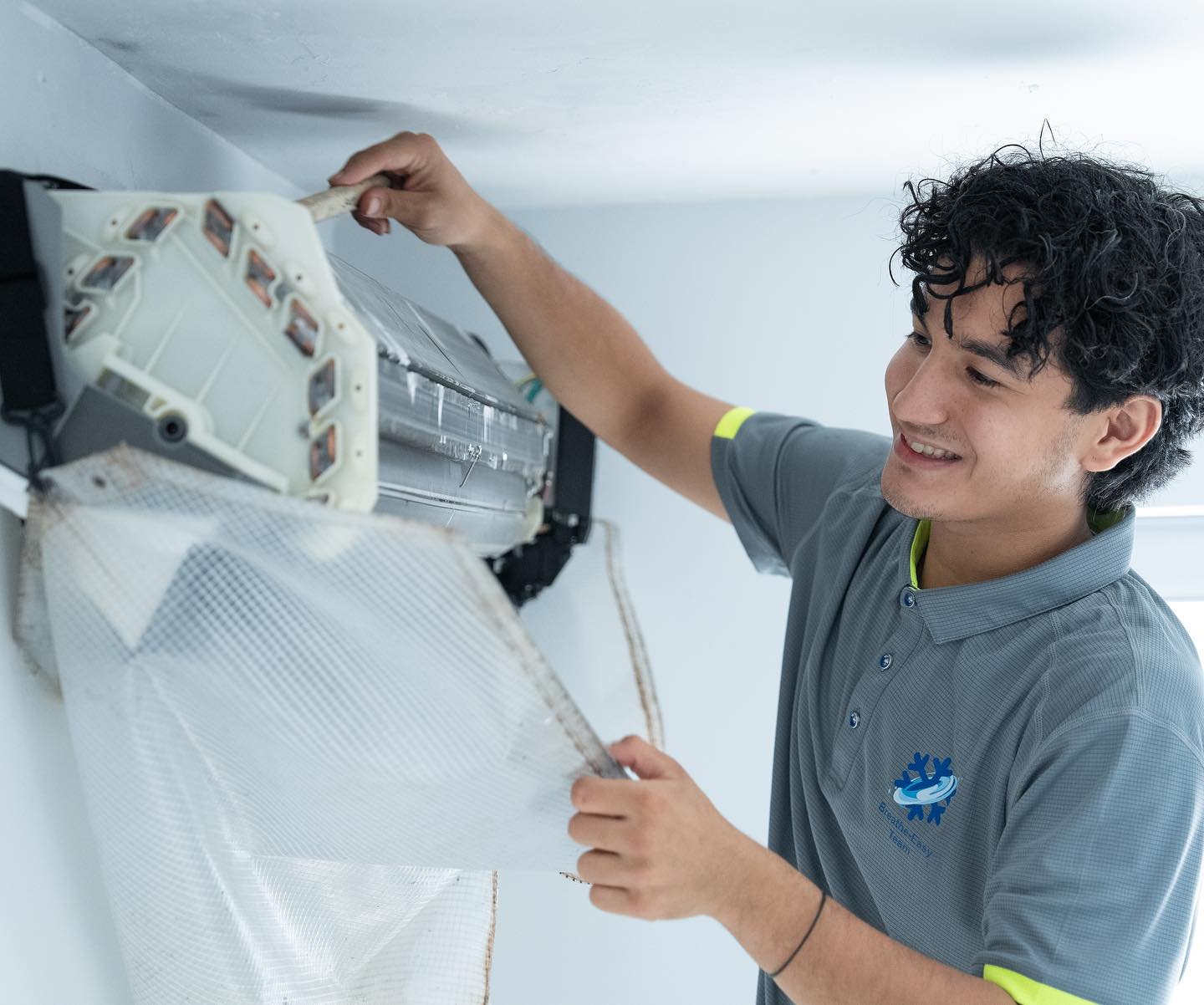 AC Filter Cleaning Dubai