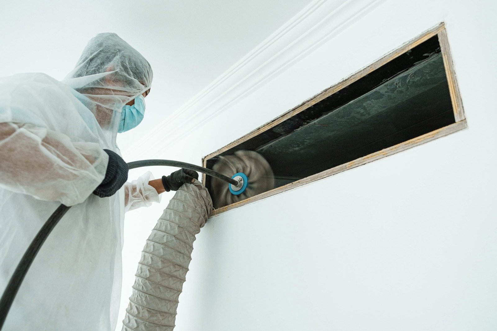 Residential AC Duct Cleaning Dubai​